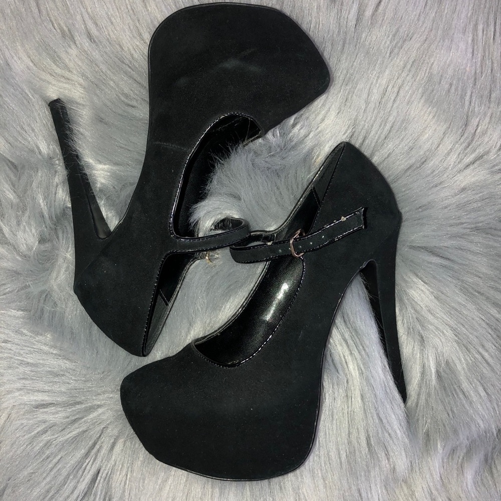 Steve Madden Black Suede Viktoree Size 8.5